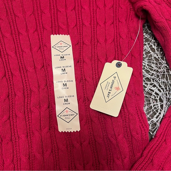 St. John’s Bay crew neck sweater - Picture 2 of 9